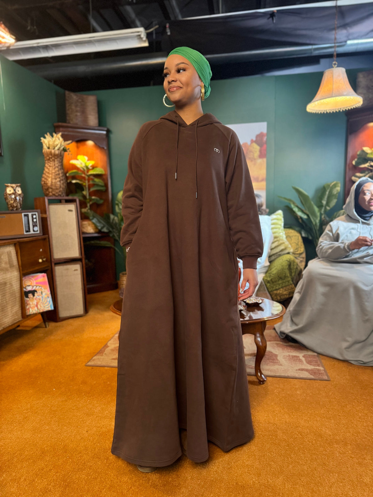Modest, Not Boring: How to Style Abayas for Everyday Confidence